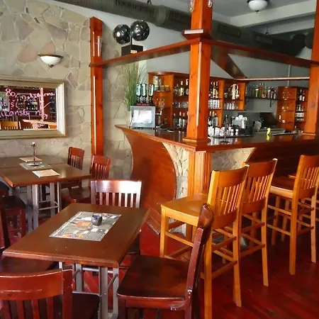 Koruna Hotel 2*